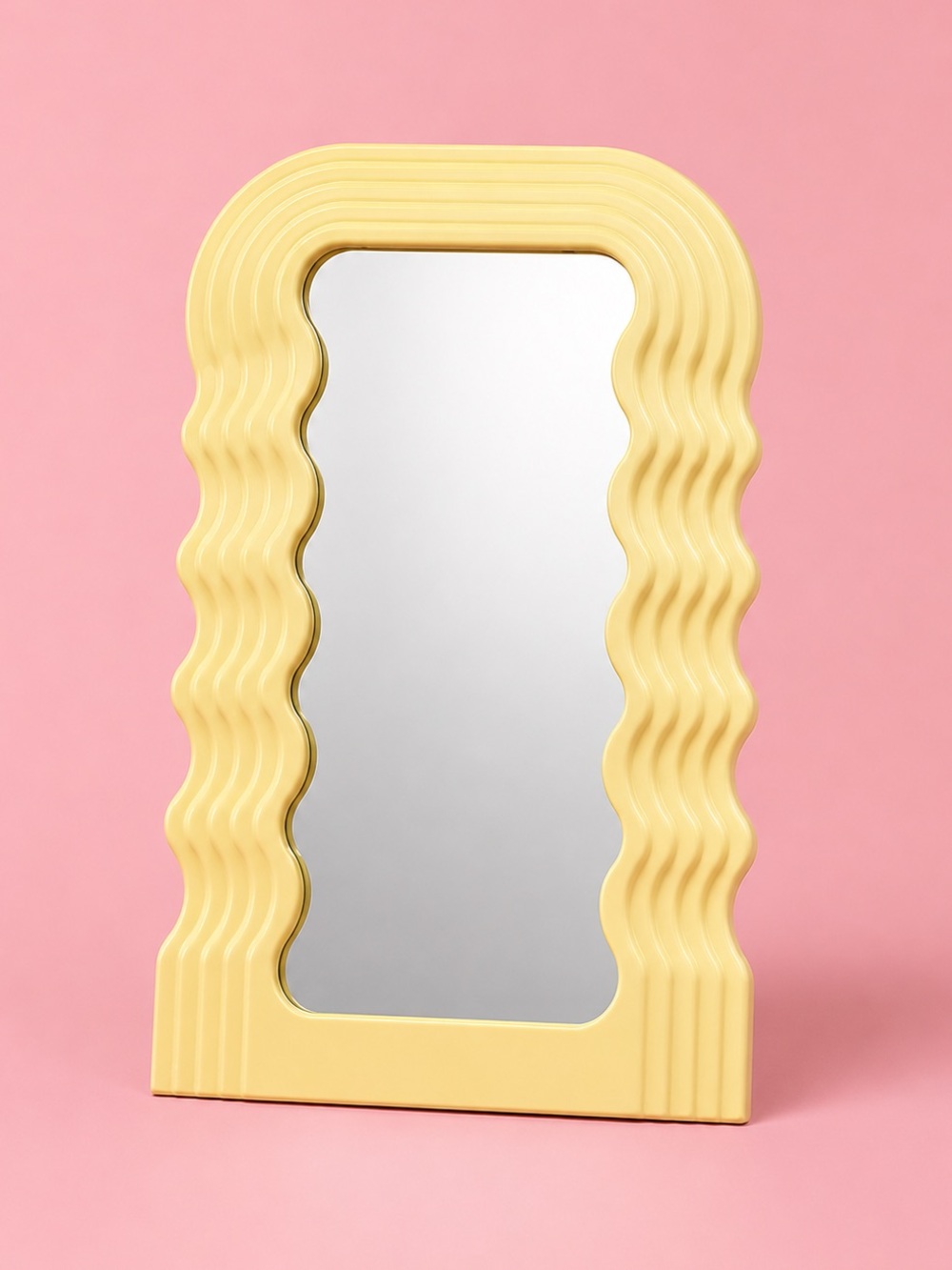 Mini Ultrafragola Style Vintage Aesthetic Wavy Mirror - Butter Yellow